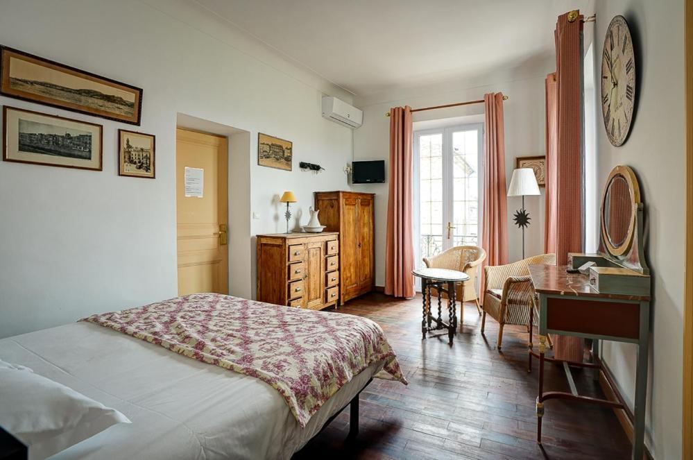 La Chaumiere, Demeure D'Hotes Lauris Luaran gambar