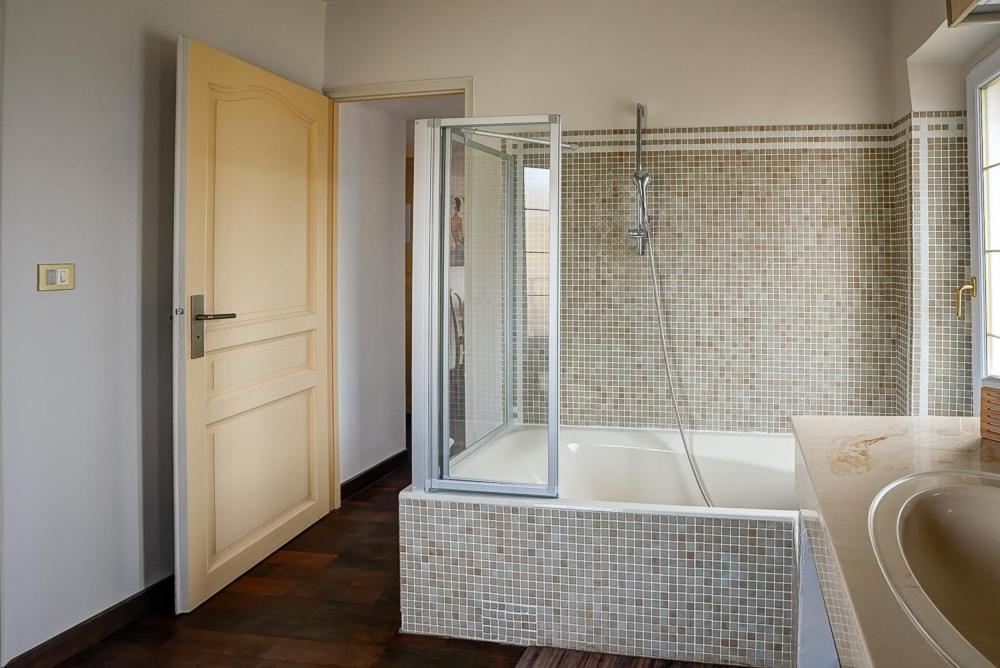La Chaumiere, Demeure D'Hotes Lauris Luaran gambar
